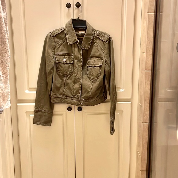 American Eagles Outfitters Jacket, size M, with belt loop bottom - Picture 9 of 12